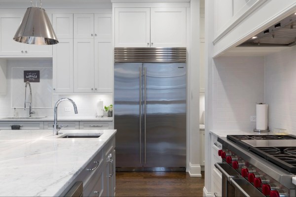 Avoid placing your refrigerator in the Southern direction
